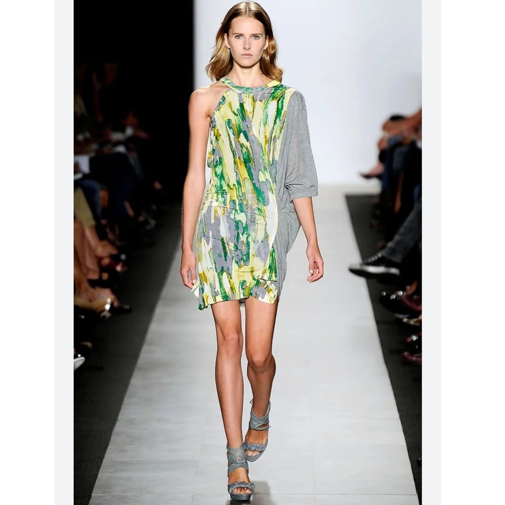 NEW BCBG Maxazria Runway Womens Medium Dress Grey Lime Abstract Asymmetrical - Picture 2 of 12